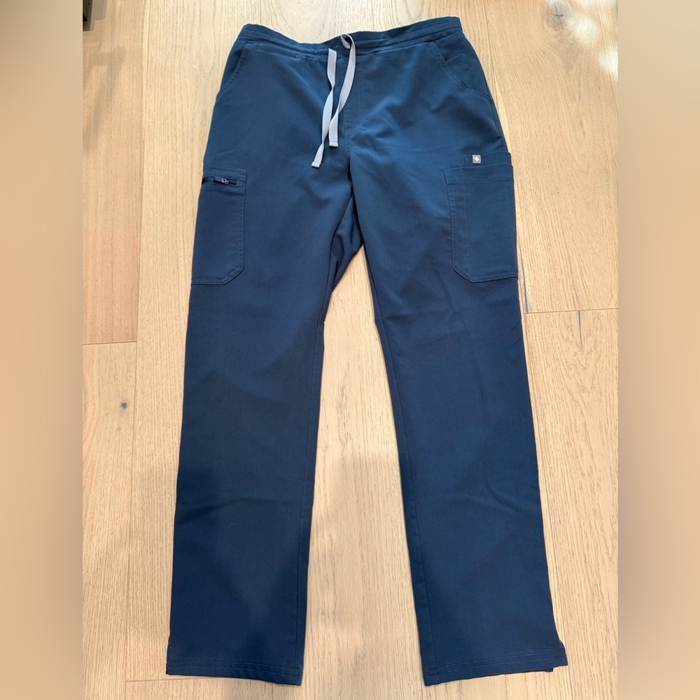 Figs Navy Set - Picture 4 of 6